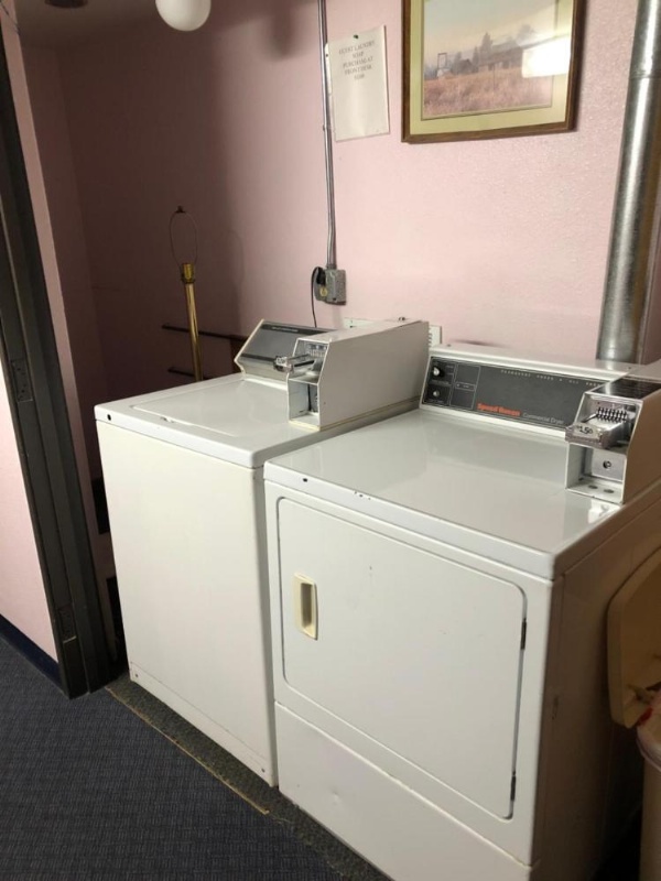 Executive Inn image 19