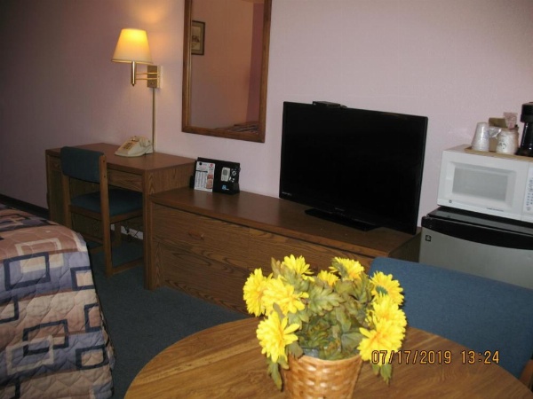 Executive Inn image 26